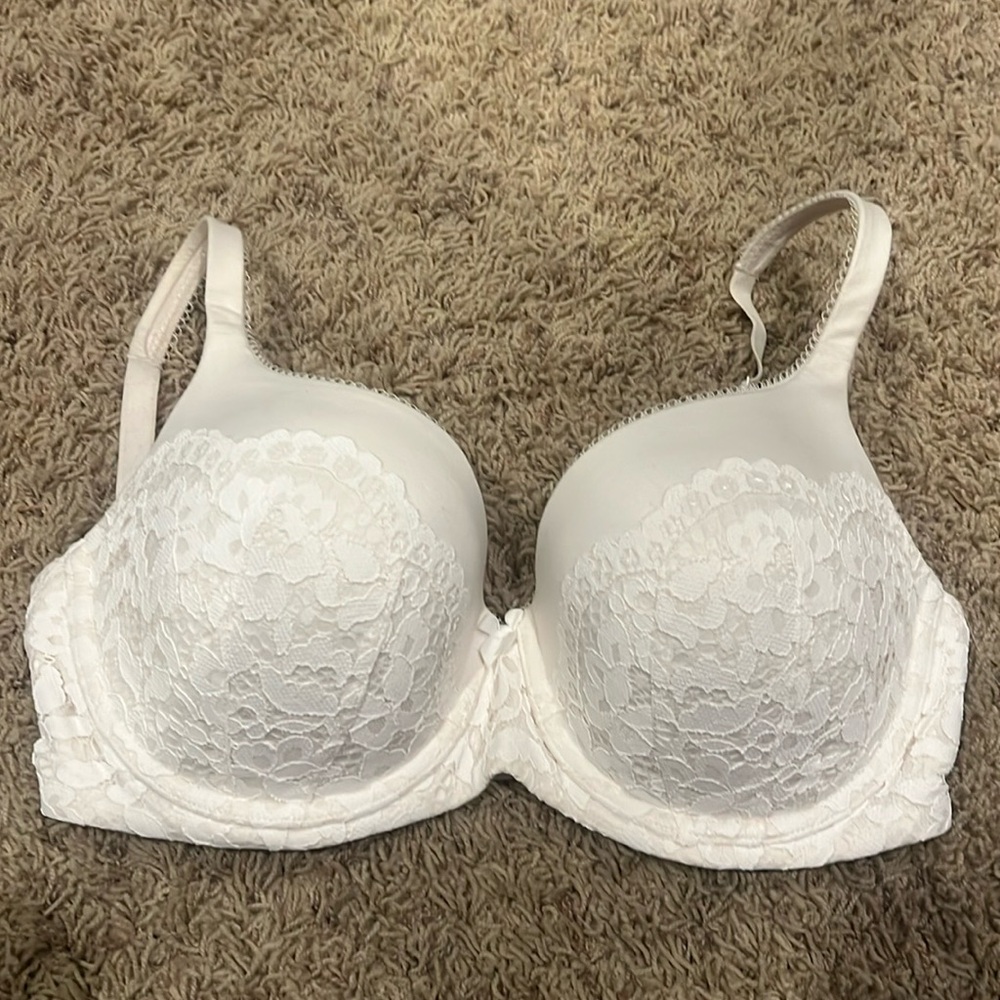 Victoria Secret 34DDD